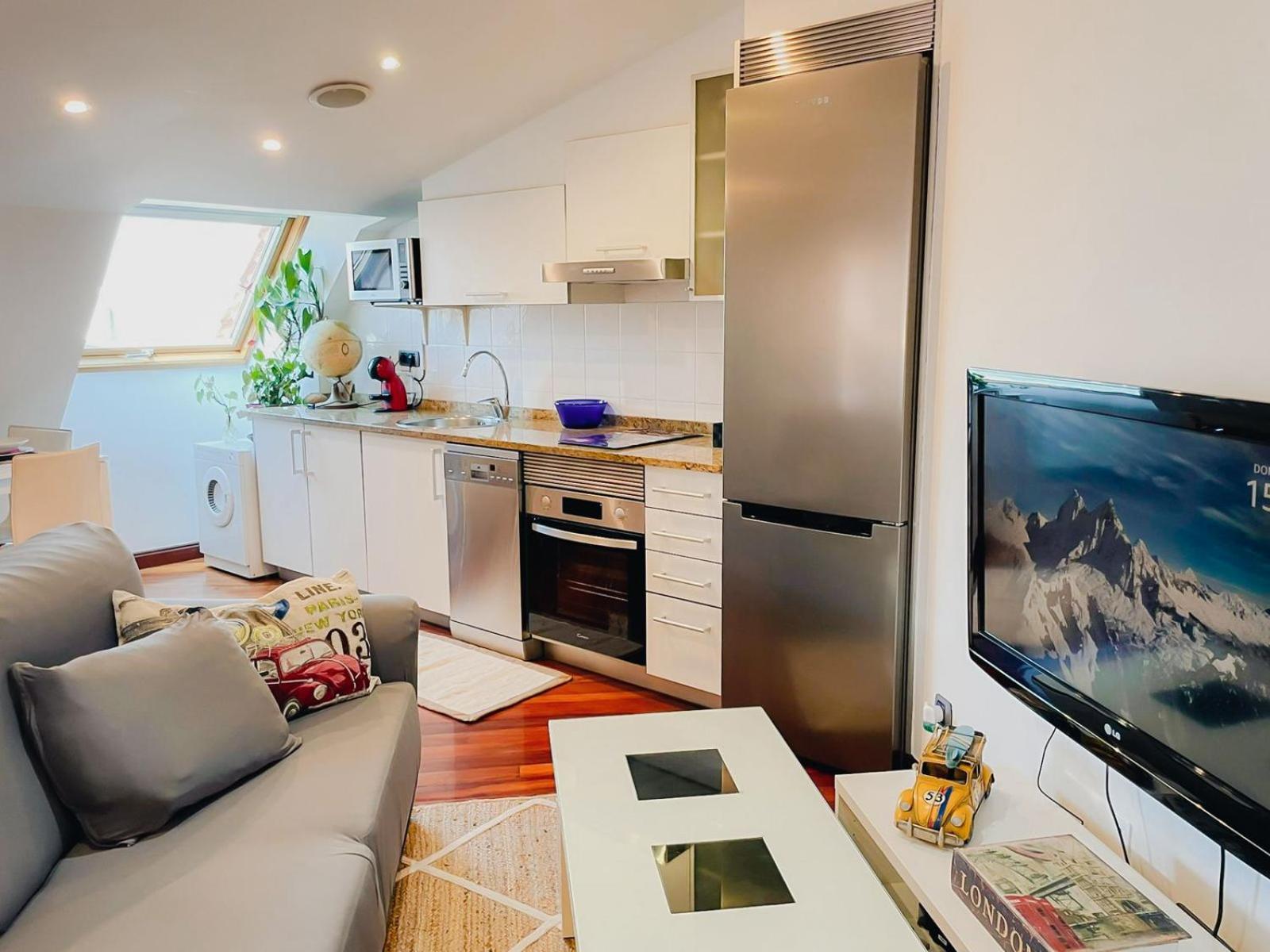 Apartamento Centro De Vigo, Garaje Y Vistas Ria Eksteriør billede